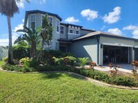 Building Photo - NORTH PORT - Rare Waterfront 4 bedroom poo...