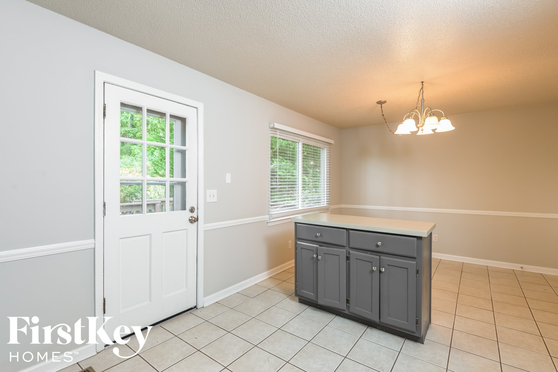 Building Photo - 1839 Satterwhite St