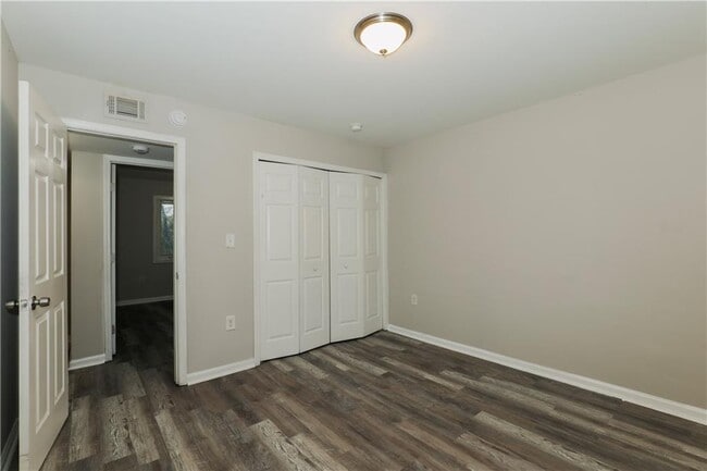 Building Photo - 166 Anderson Ave NW