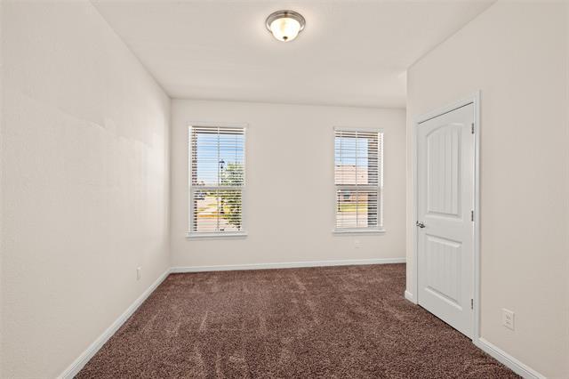 Building Photo - 9404 Blaine Dr