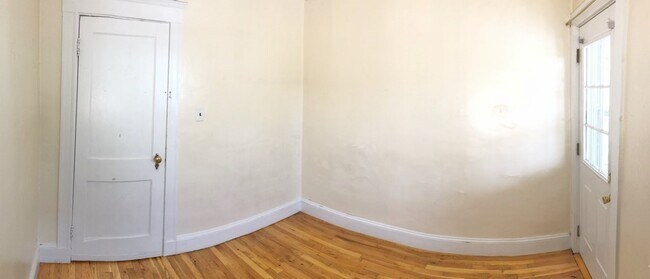 Building Photo - 265 Hyde Park Ave