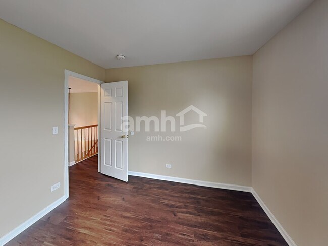 Building Photo - 2476 Deer Point Dr