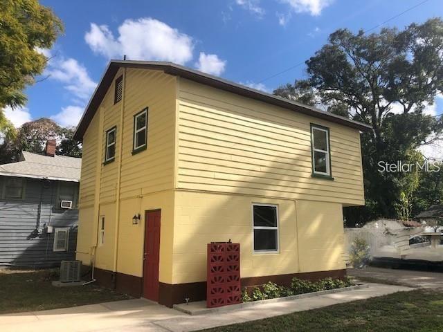 Building Photo - 2220 5th Ave N