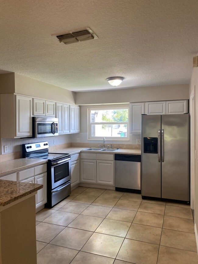 Building Photo - Single family home in  Williamsburg, Montp...