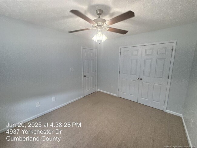 Building Photo - 4937 Yorkchester Dr
