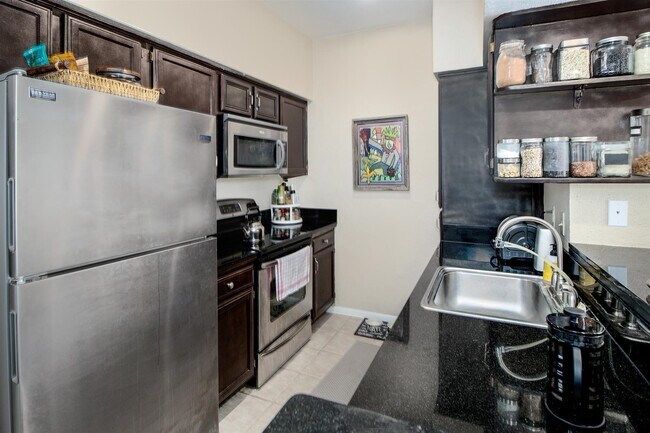 Building Photo - 728 Bering Dr