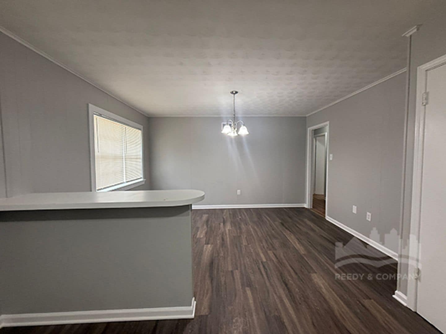 Building Photo - 2759 Southmeade Ave