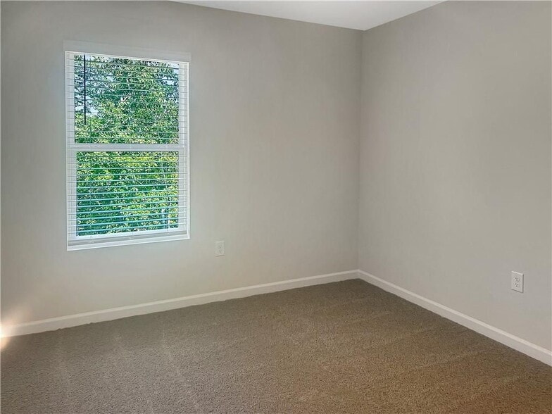 Building Photo - 55 Rustin Rdg