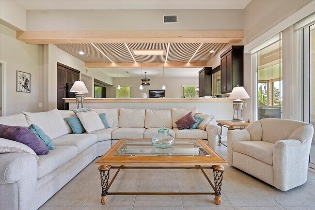 Building Photo - 39305 Fernwood Glen Ct