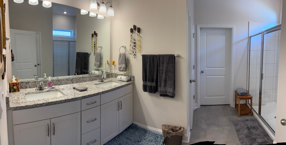 Dual Vanity Bath In Primary W HUGE Walk In Closet/Shower - 62 Fox Cove Rd