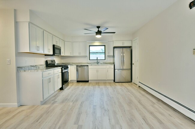 Building Photo - 920-922-922 Cynthia Ct