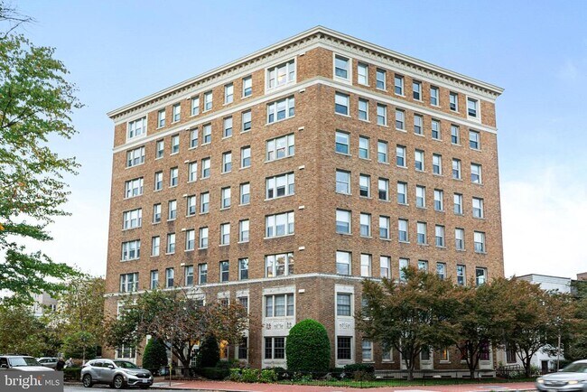 Building Photo - 1621 T St NW