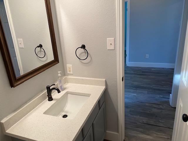 Building Photo - 102 Meadowlark Cir