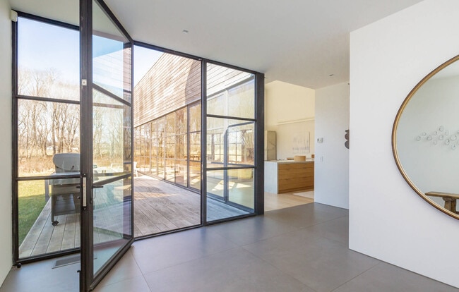 Building Photo - 232 Mitchell Ln