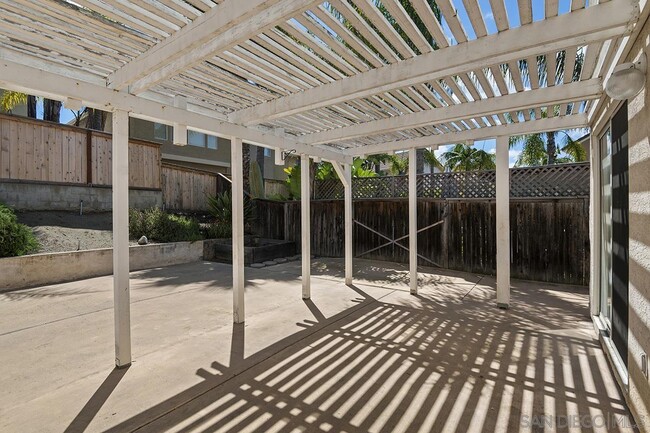 Building Photo - 626 Sonoma St