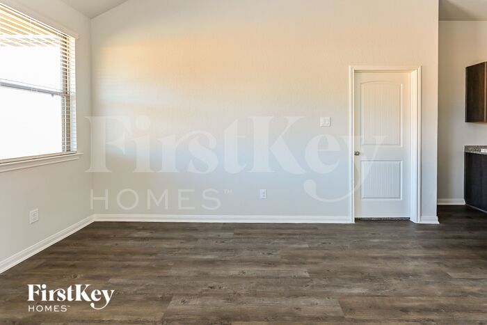 Building Photo - 26215 Cooperstown Wy