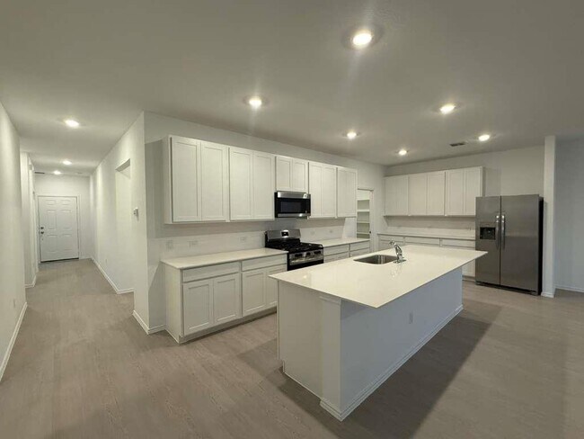 Building Photo - 18022 Lark Sparrow Dr