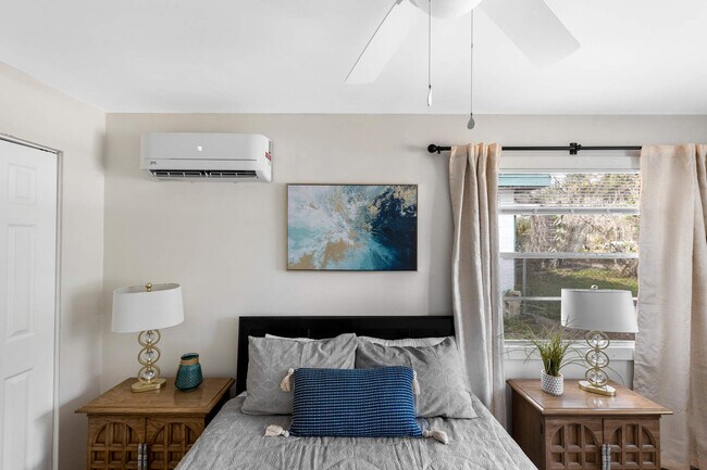 Building Photo - 631 Calhoun St