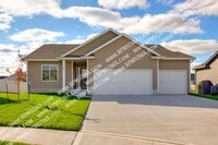 Building Photo - 209 12th Ct NW