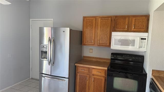 Building Photo - 441 S Highland Dr
