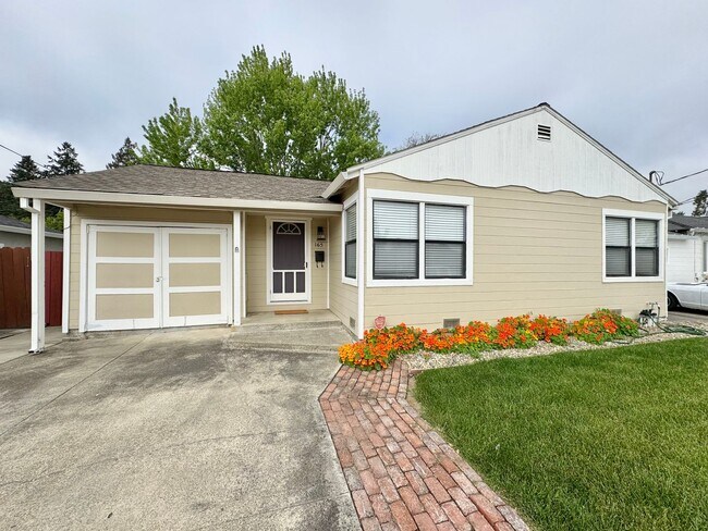 Primary Photo - 3 Bedrooms, 1 1/2 Bathrooms, Classic Napa ...