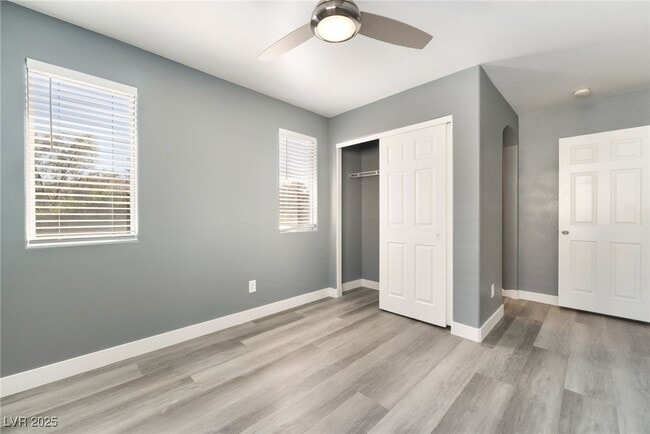 Building Photo - 11981 Fairfax Ridge St