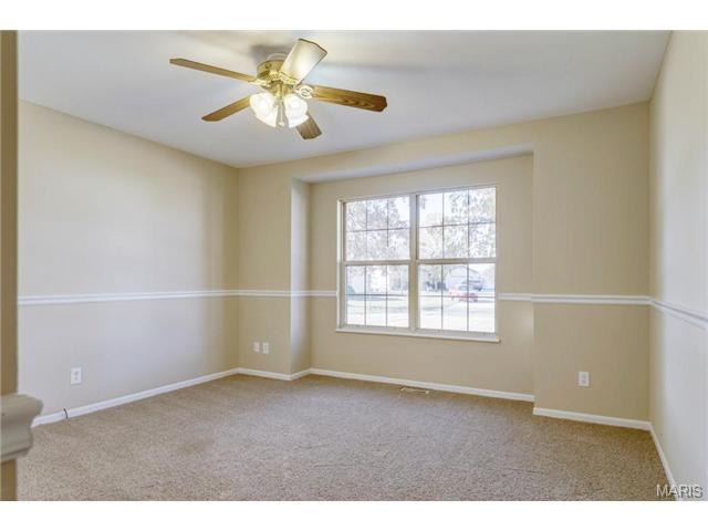 Building Photo - 1280 Golden Gate Ln