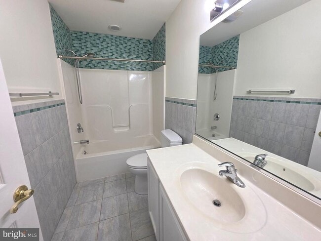 Building Photo - 109 Masters Ln