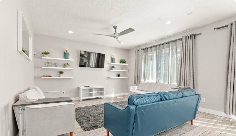 Building Photo - 9721 Fira Ln