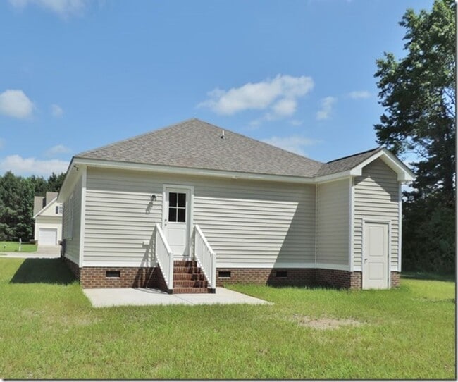 Building Photo - 4827 Jamestown Dr NW