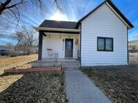 Building Photo - 2529 Bott Ave