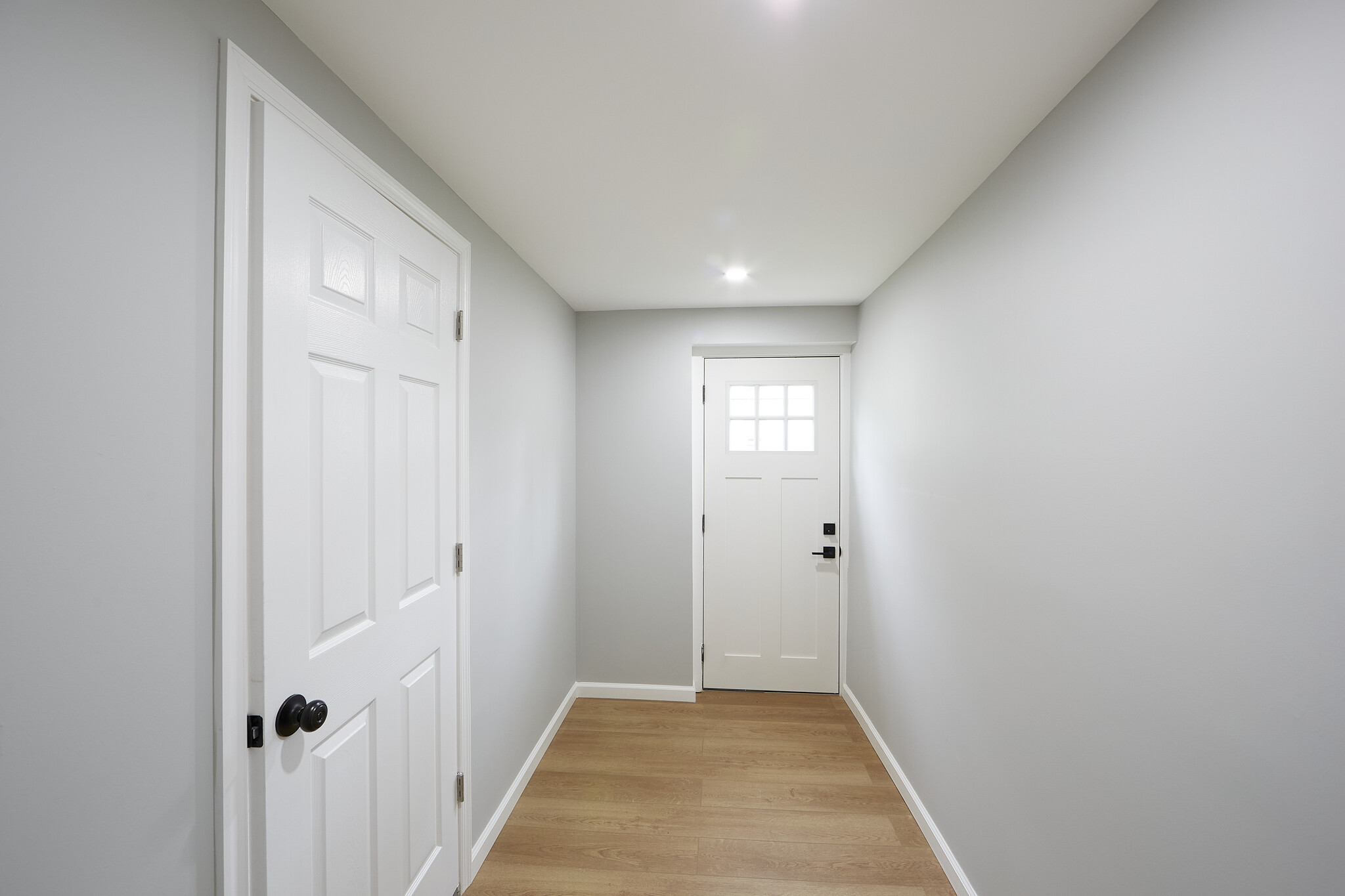 Back Entrance - 32 Garrett Ave