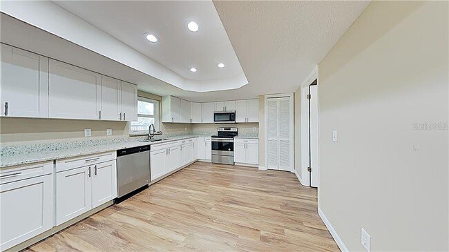 kitchen - 10801 N 53rd St