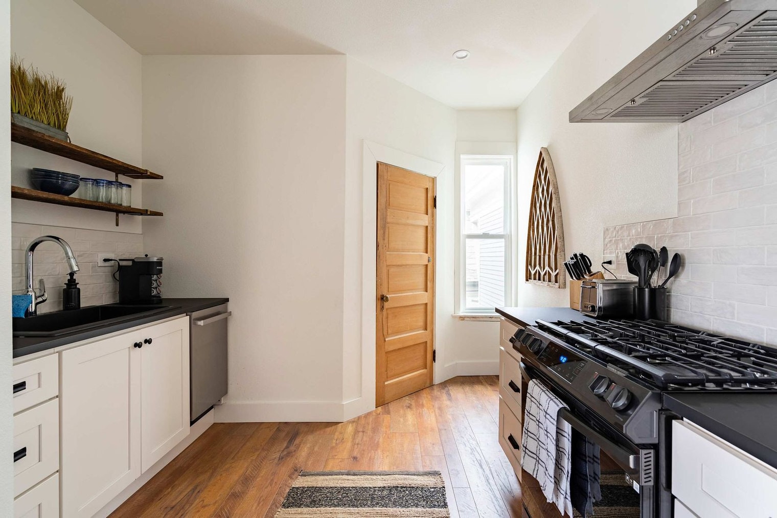 Building Photo - 1603 NW 23rd Ave