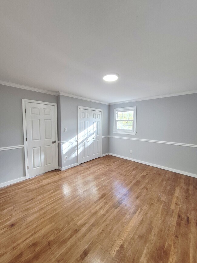 Building Photo - 2402 Fon Du Lac Rd