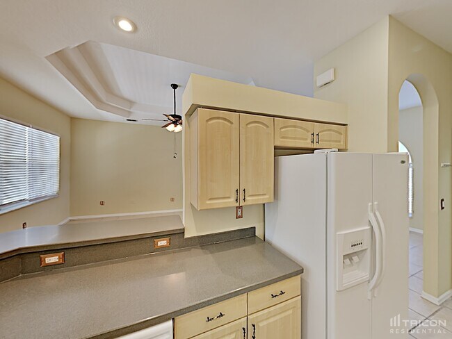 Building Photo - 1504 Canoe Drive Lutz FL