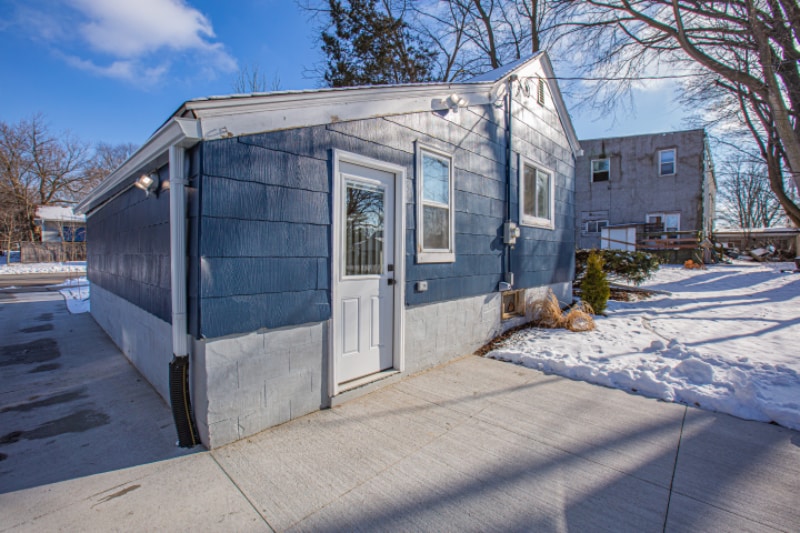 Building Photo - 6743 Depot St