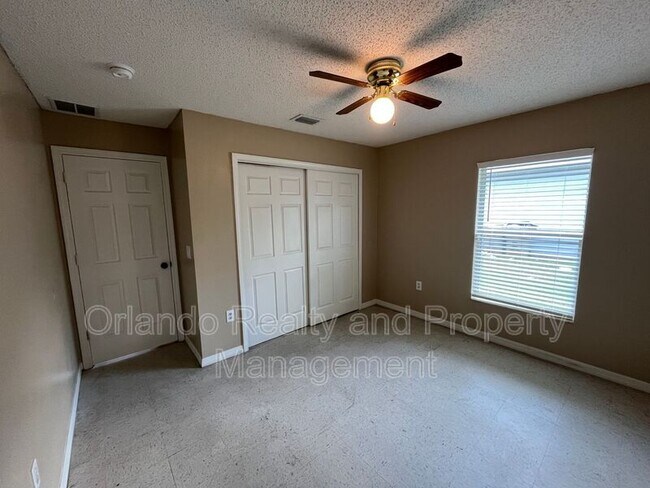 Building Photo - 550 Imperial Pl