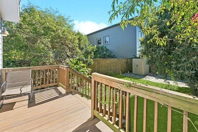 Building Photo - 309 Red Allen Wy