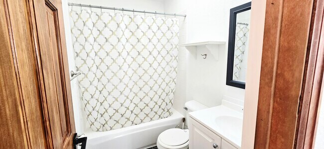 Building Photo - 56 Sheep Ridge Rd