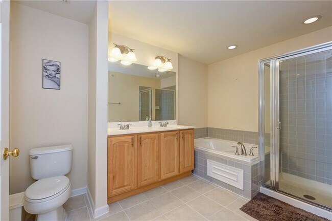 Building Photo - 612 Arbor Ct