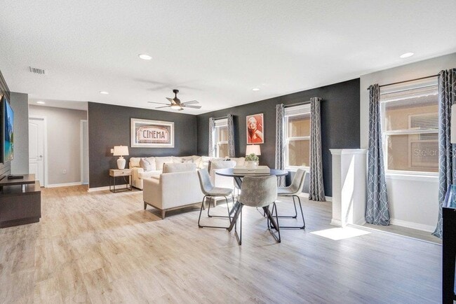Building Photo - 8901 Rhodes St