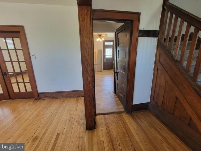 Building Photo - 632 Hill Top Dr