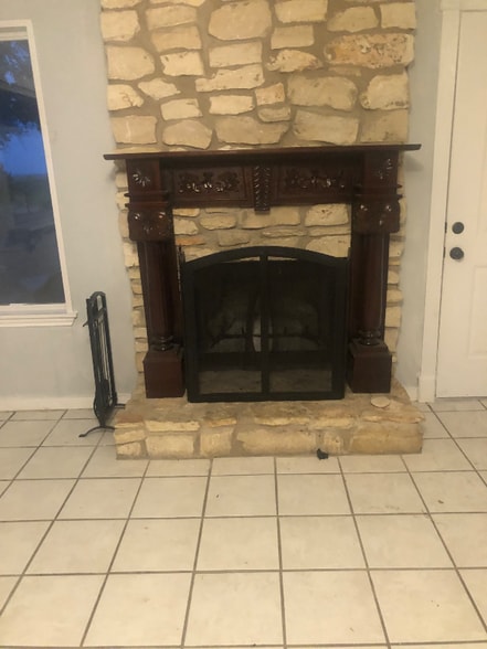 Building Photo - 10207 Wagon Rd W