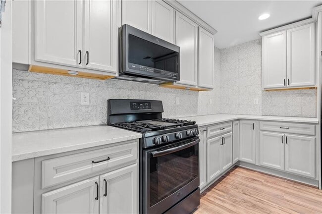 Building Photo - 4409 Doc Sams Rd