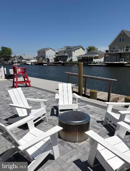 Building Photo - 22 Ship Dr