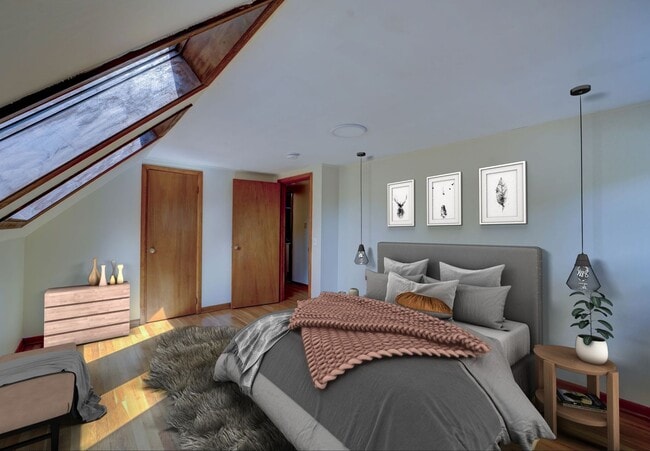 Building Photo - Spacious 3-Bedroom + Office | Updated Kitc...
