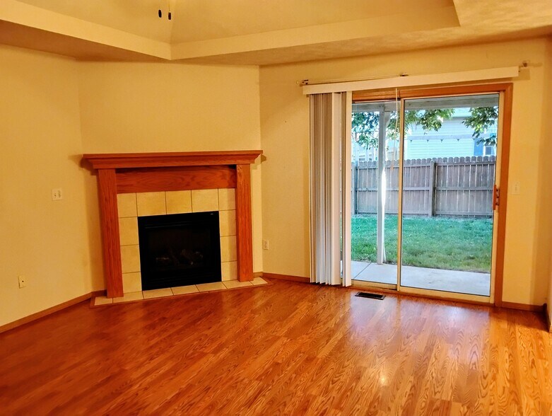 Building Photo - 428 W White Ash Rd