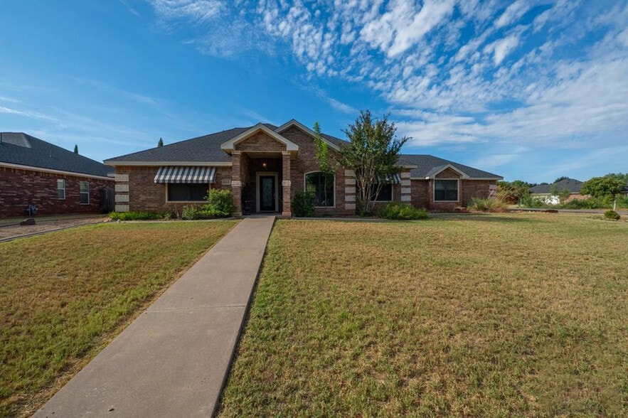 Building Photo - 6013 Stratford Ave