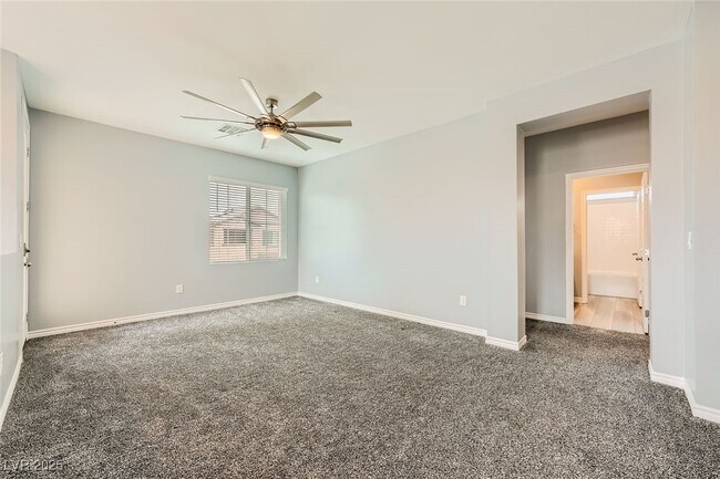 Building Photo - 5990 Viscaya Grv St